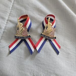 God Bless America pins